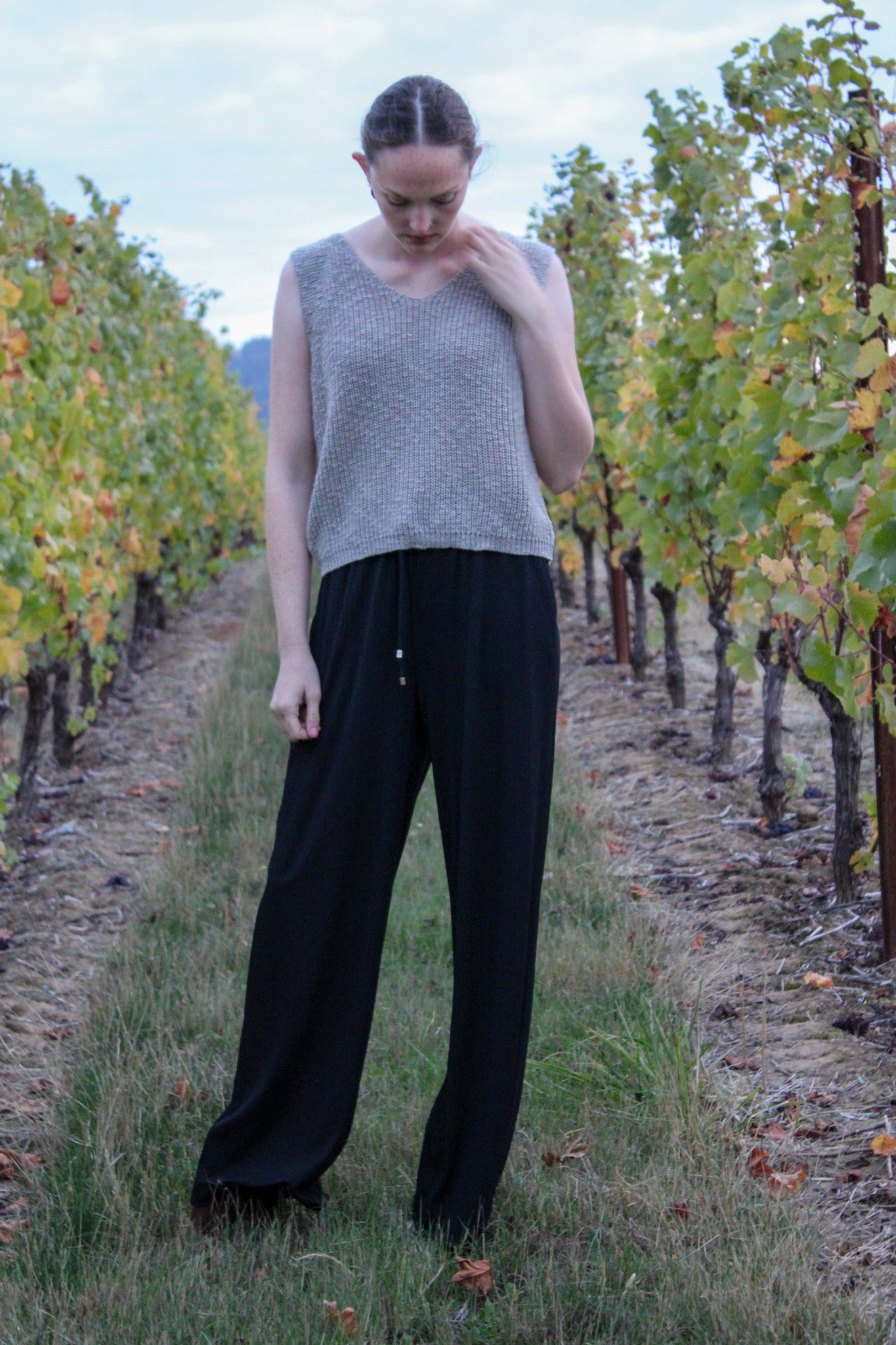 Open Range Knit Sweater V-Neck Vest Top