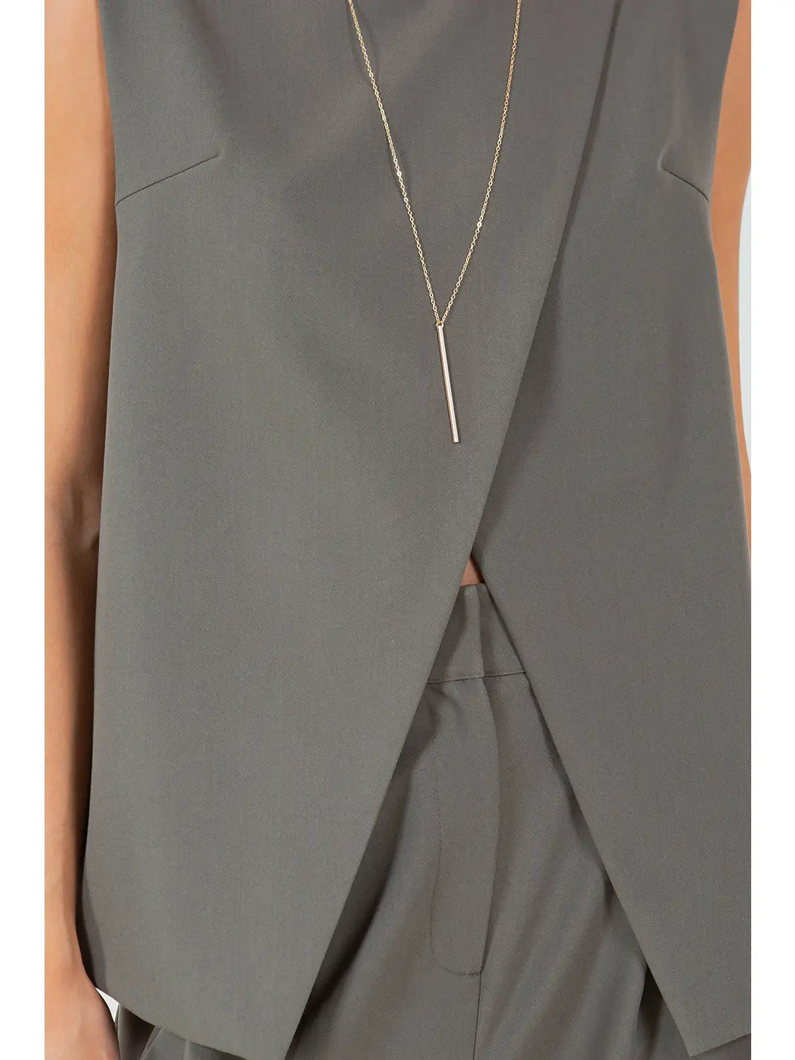 Flint Overlap Detailed Sleeveless Top